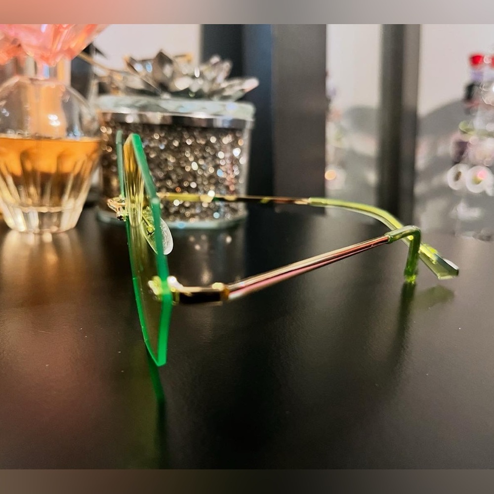 New! Retro Rimless Frames - Picture 2 of 6